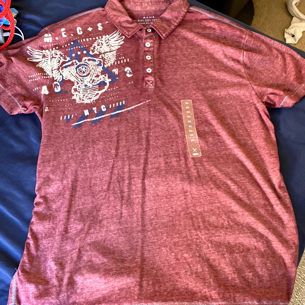 Burgundy Collar short sleeve shirt. X-Large